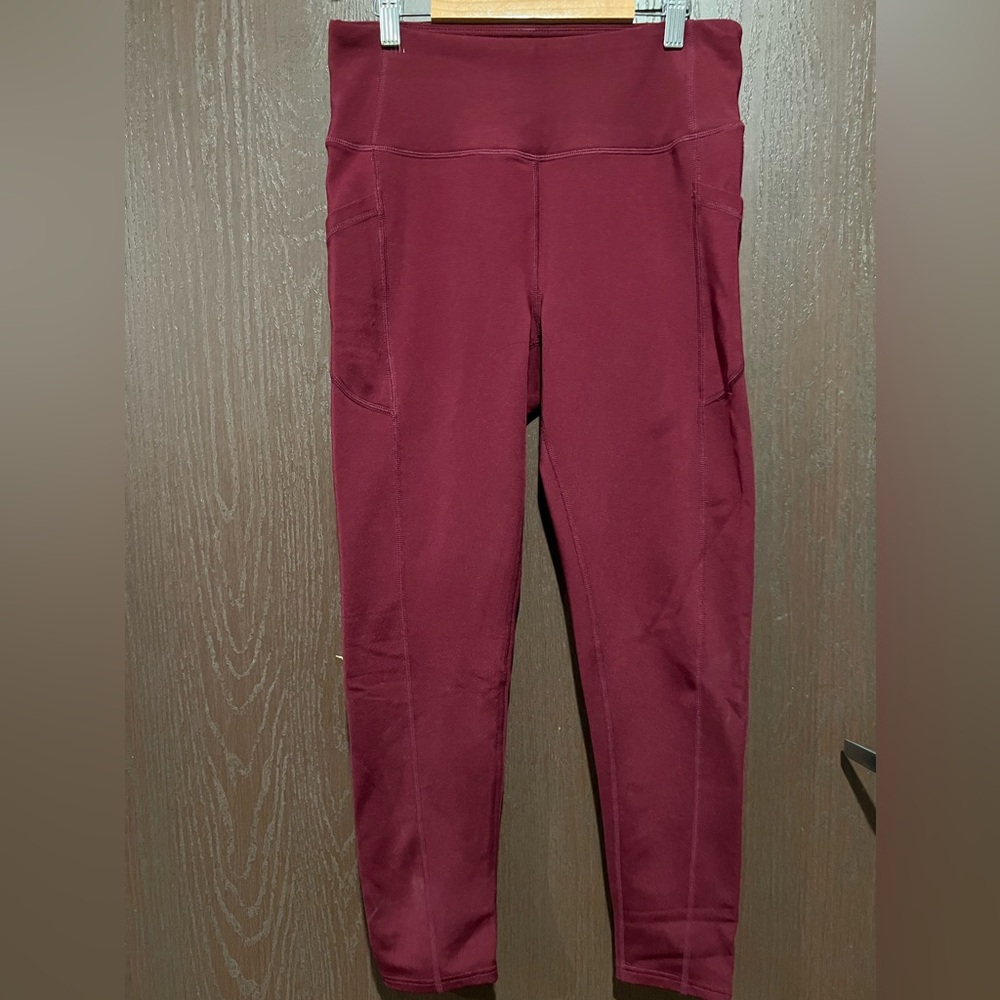 Maroon leggings